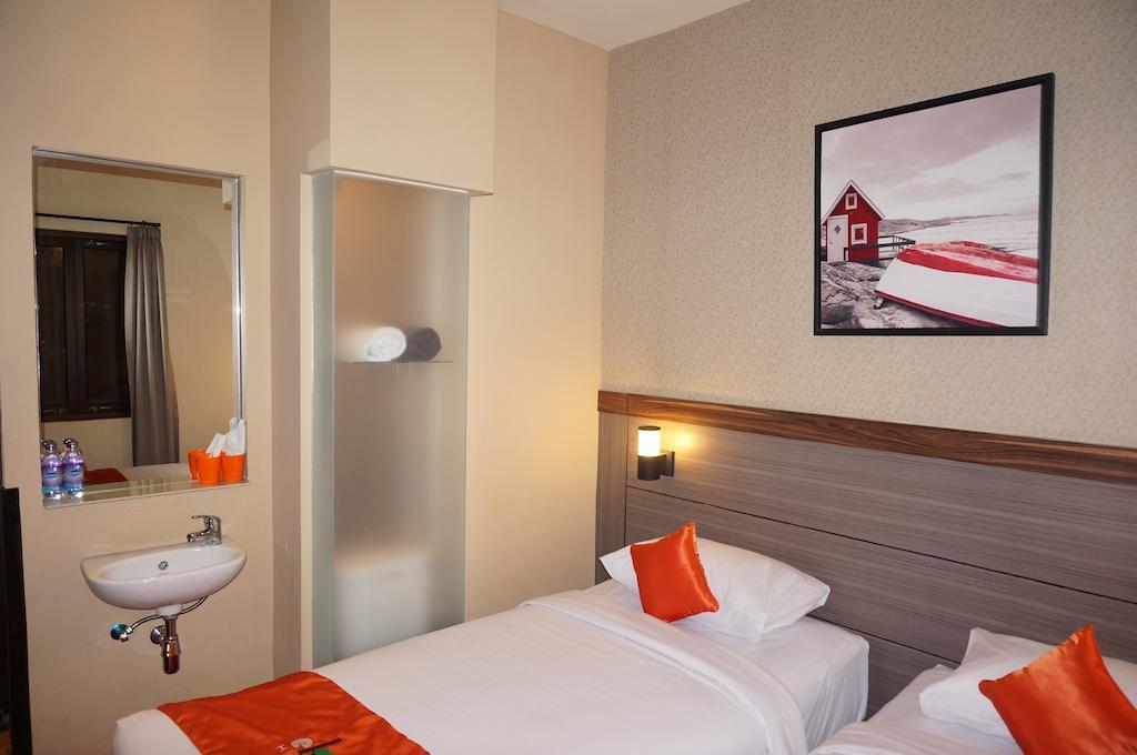 Ekon Hotel Джок'якарта Номер фото