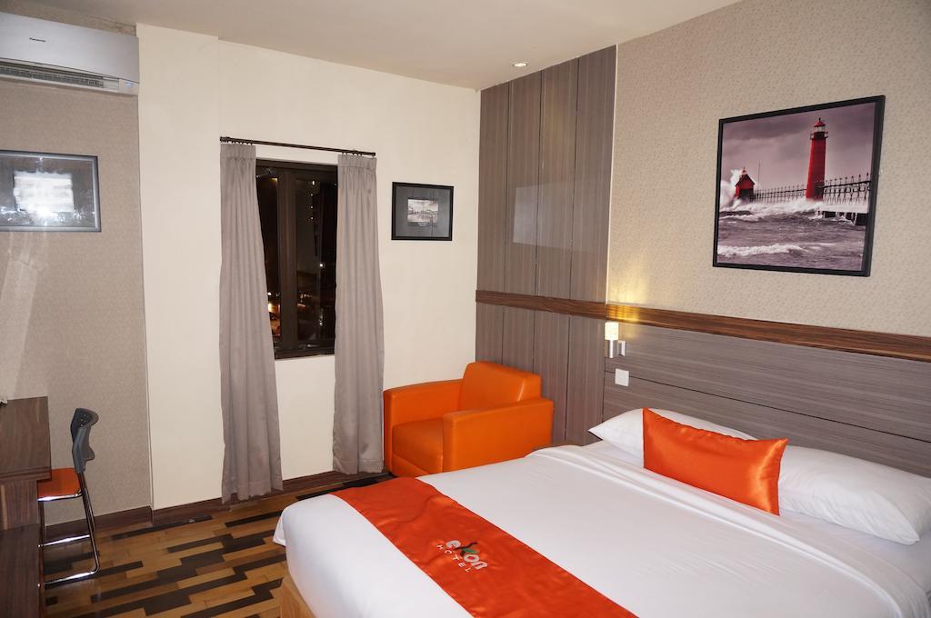 Ekon Hotel Джок'якарта Екстер'єр фото