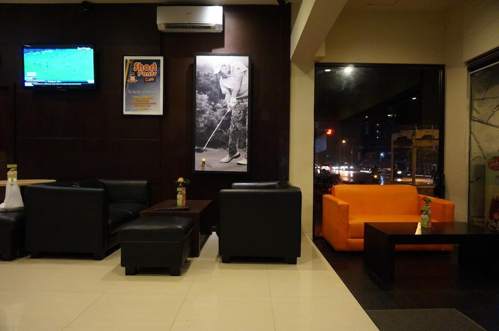 Ekon Hotel Джок'якарта Екстер'єр фото